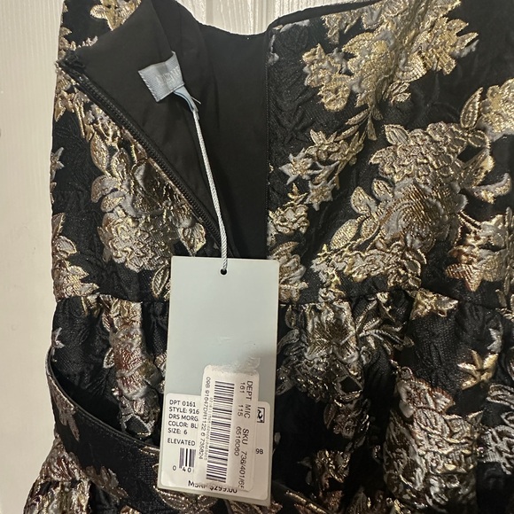 NWT Antonio Melani Morgan
Sleeveless Square Neck Jacquard
A-Line Midi Dress - Picture 13 of 14